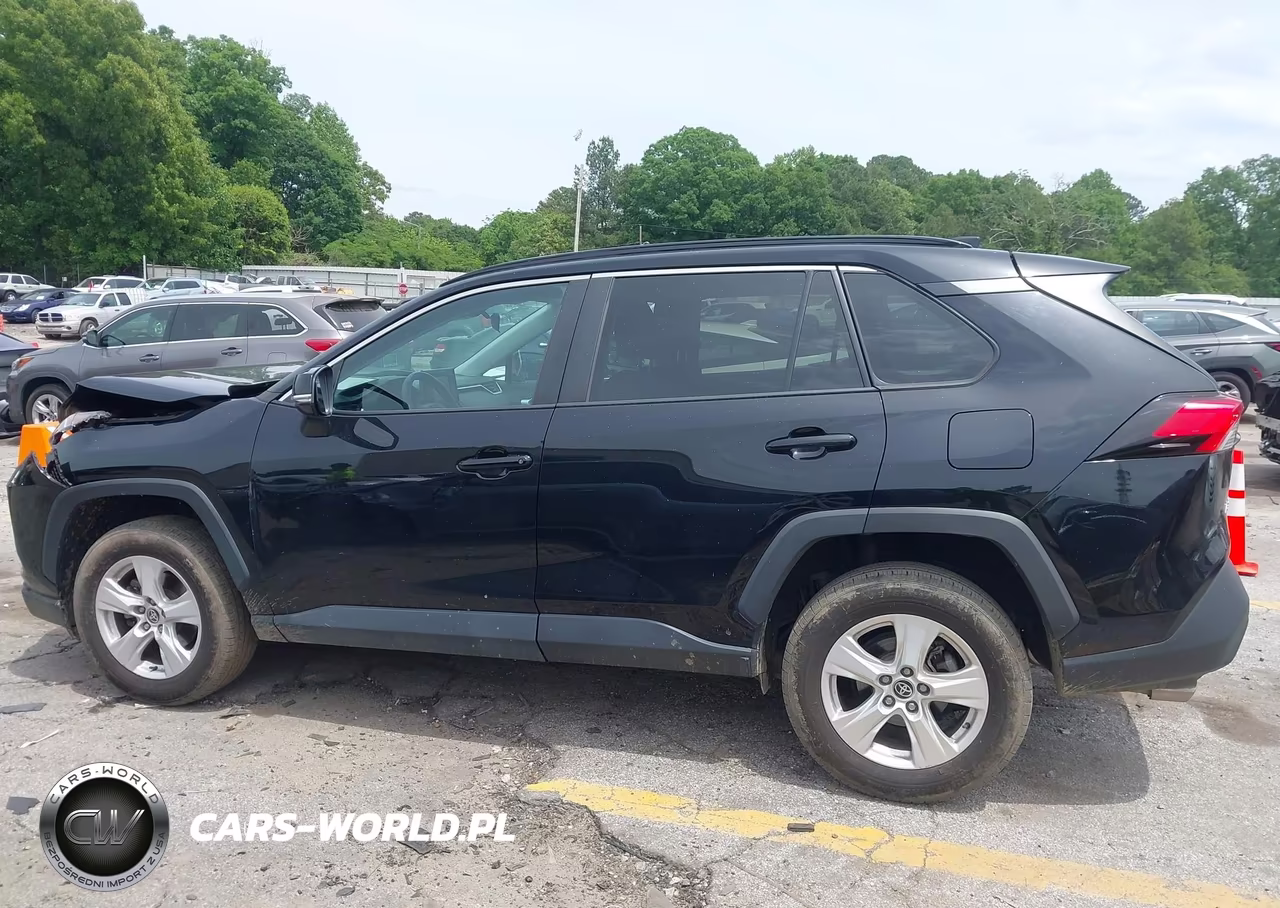 2021 Toyota Rav4 Xle VIN:2T3W1RFV0MW155647 - 14