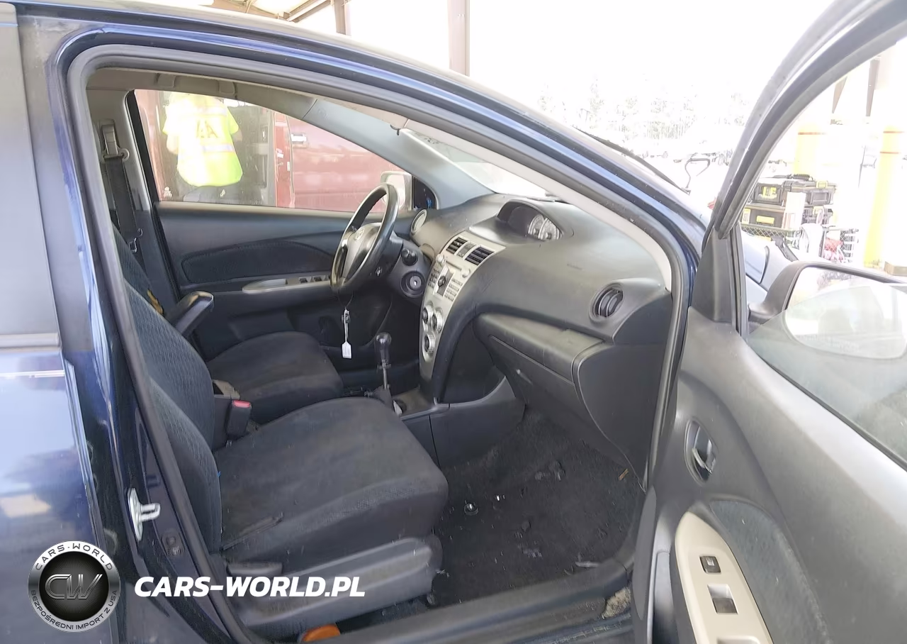 2008 Toyota Yaris VIN:JTDBT903X81228432 - 5
