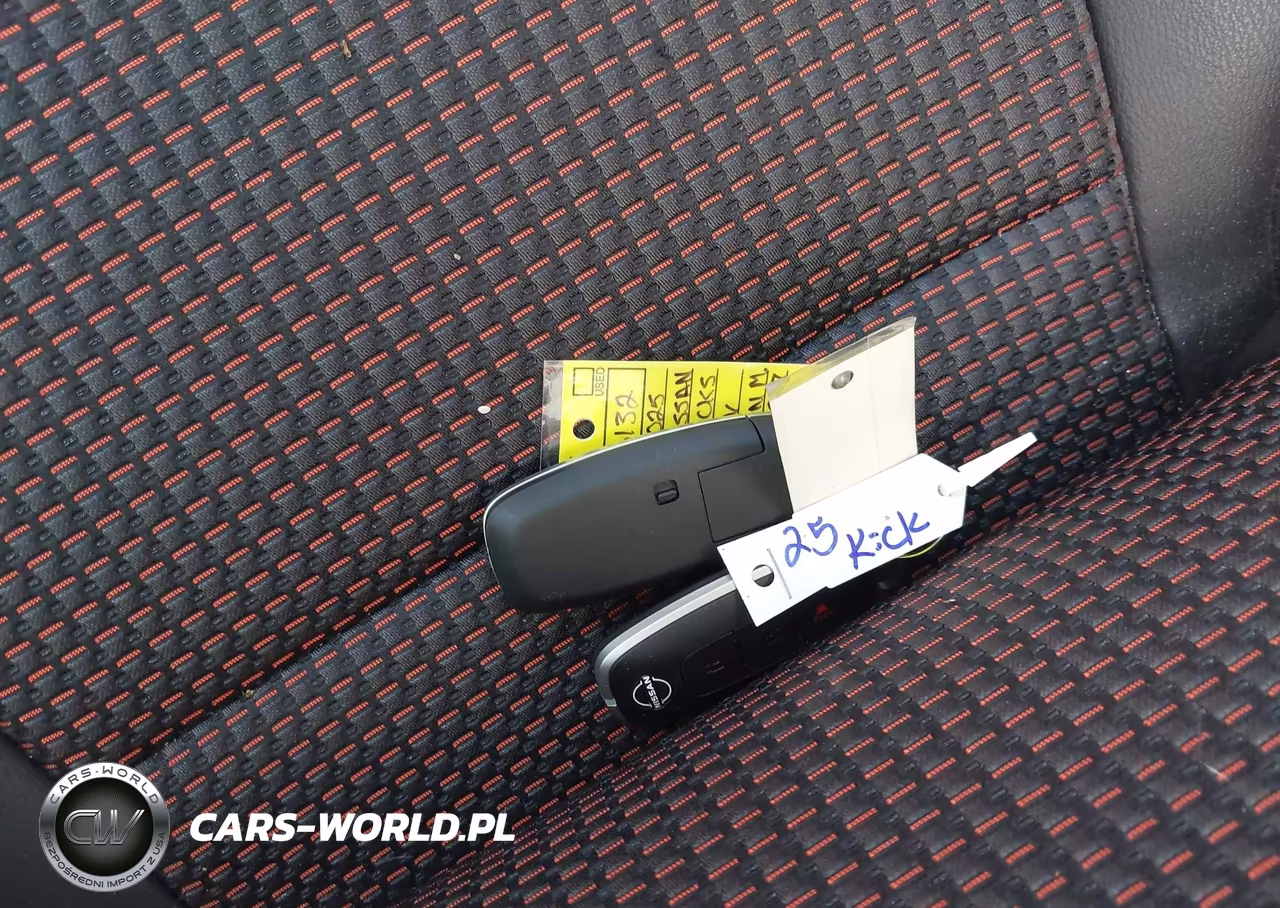 2025 Nissan Kicks Sr Fwd VIN:3N8AP6DA8SL422937 - 11