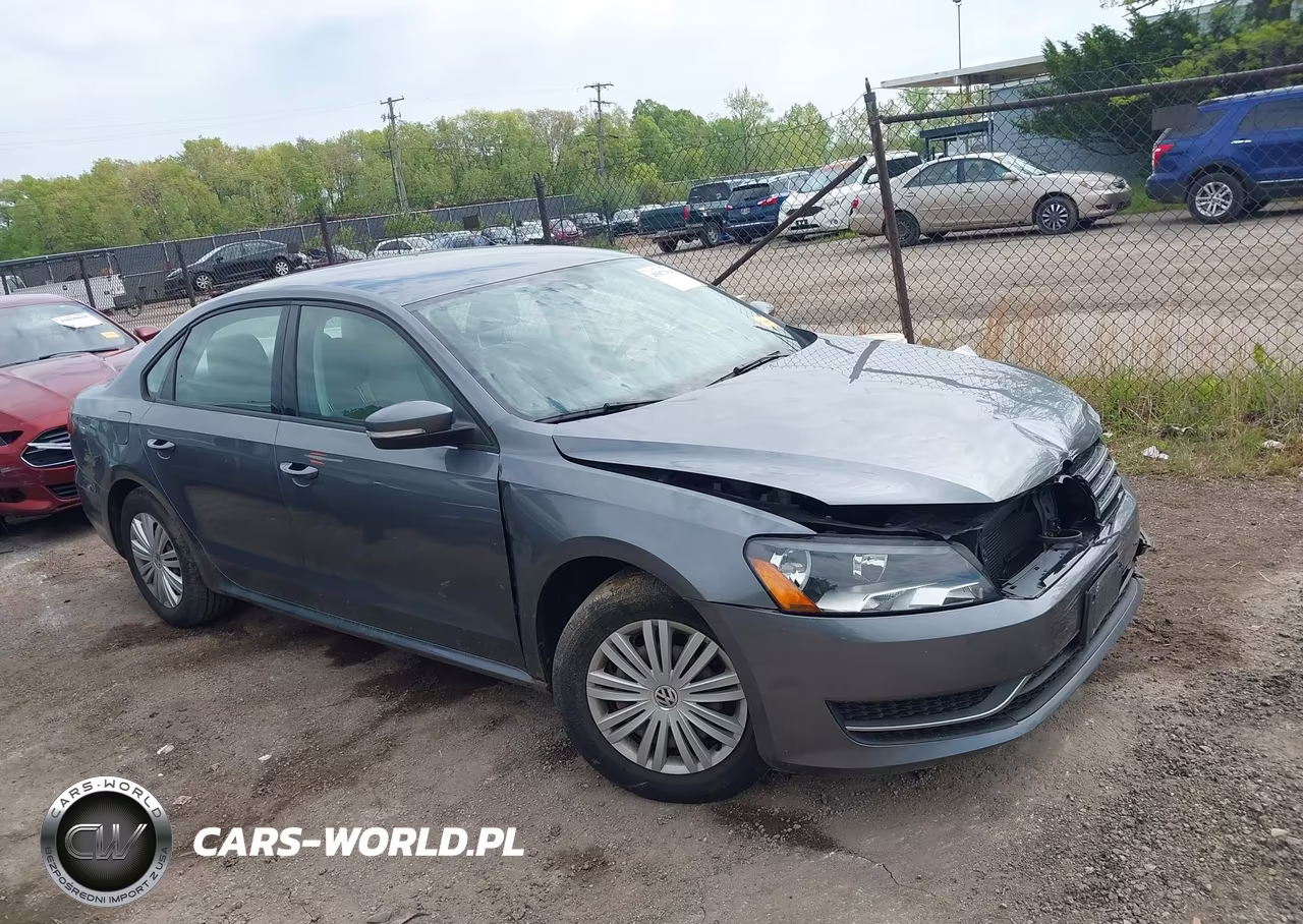 2014 Volkswagen Passat 1.8T S – zdjęcie 1 z 16