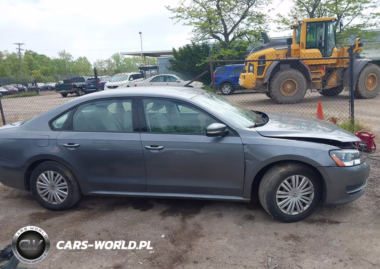 2014 Volkswagen Passat 1.8T S VIN:1VWAT7A3XEC063655 - 13