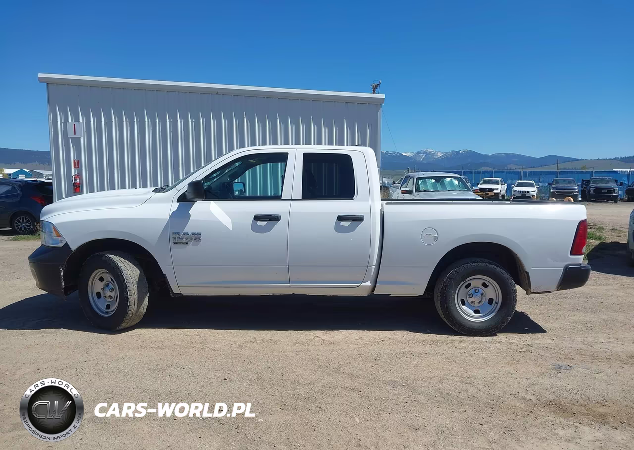 2019 Ram 1500 Classic Tradesman 4X4 6'4 Box VIN:1C6RR7FGXKS636076 - 18