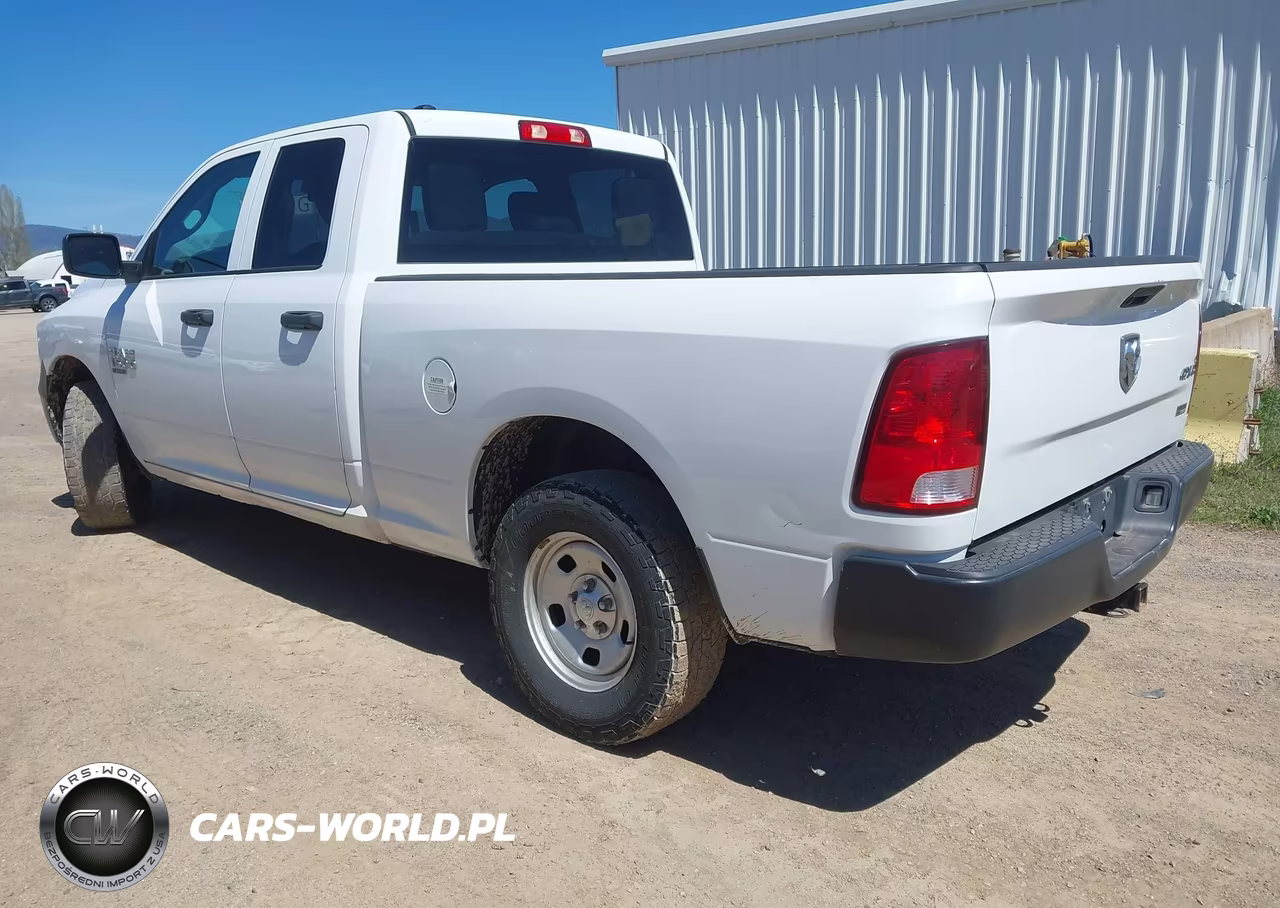 2019 Ram 1500 Classic Tradesman 4X4 6'4 Box VIN:1C6RR7FGXKS636076 - 3