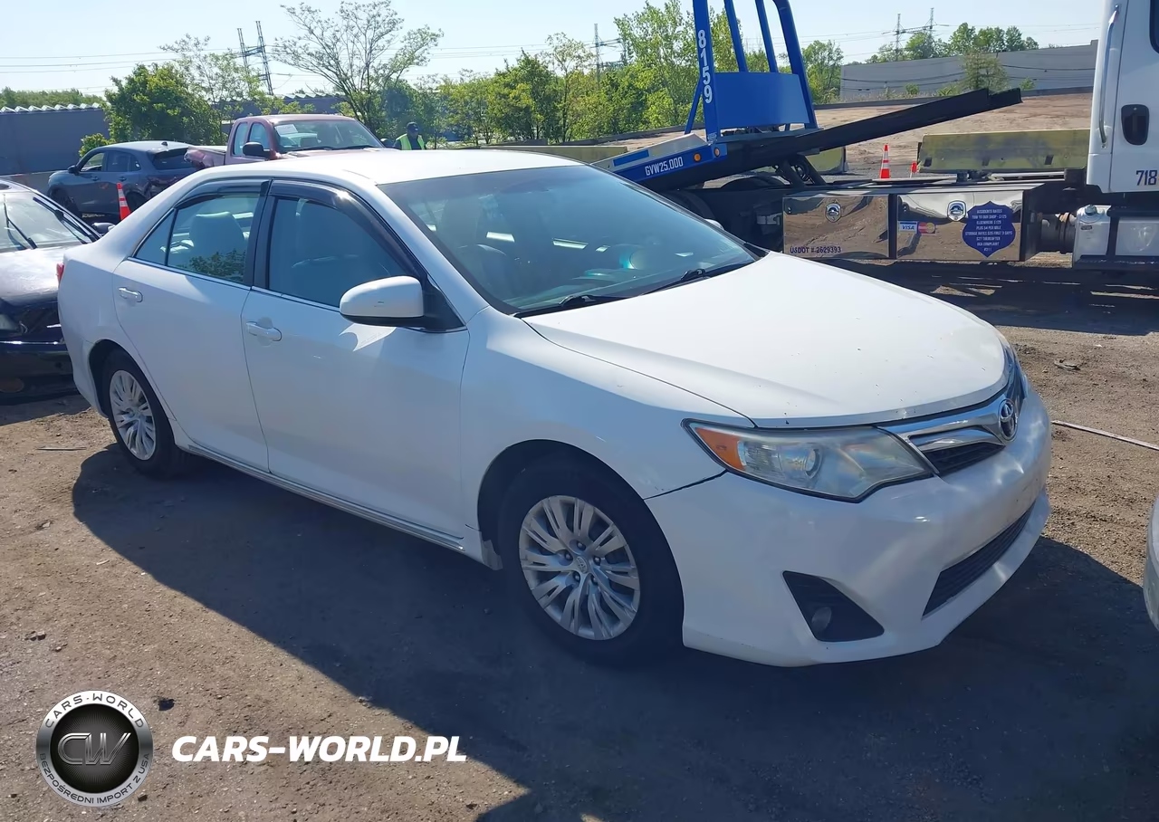 Główne zdjęcie 2014 Toyota Camry Le
