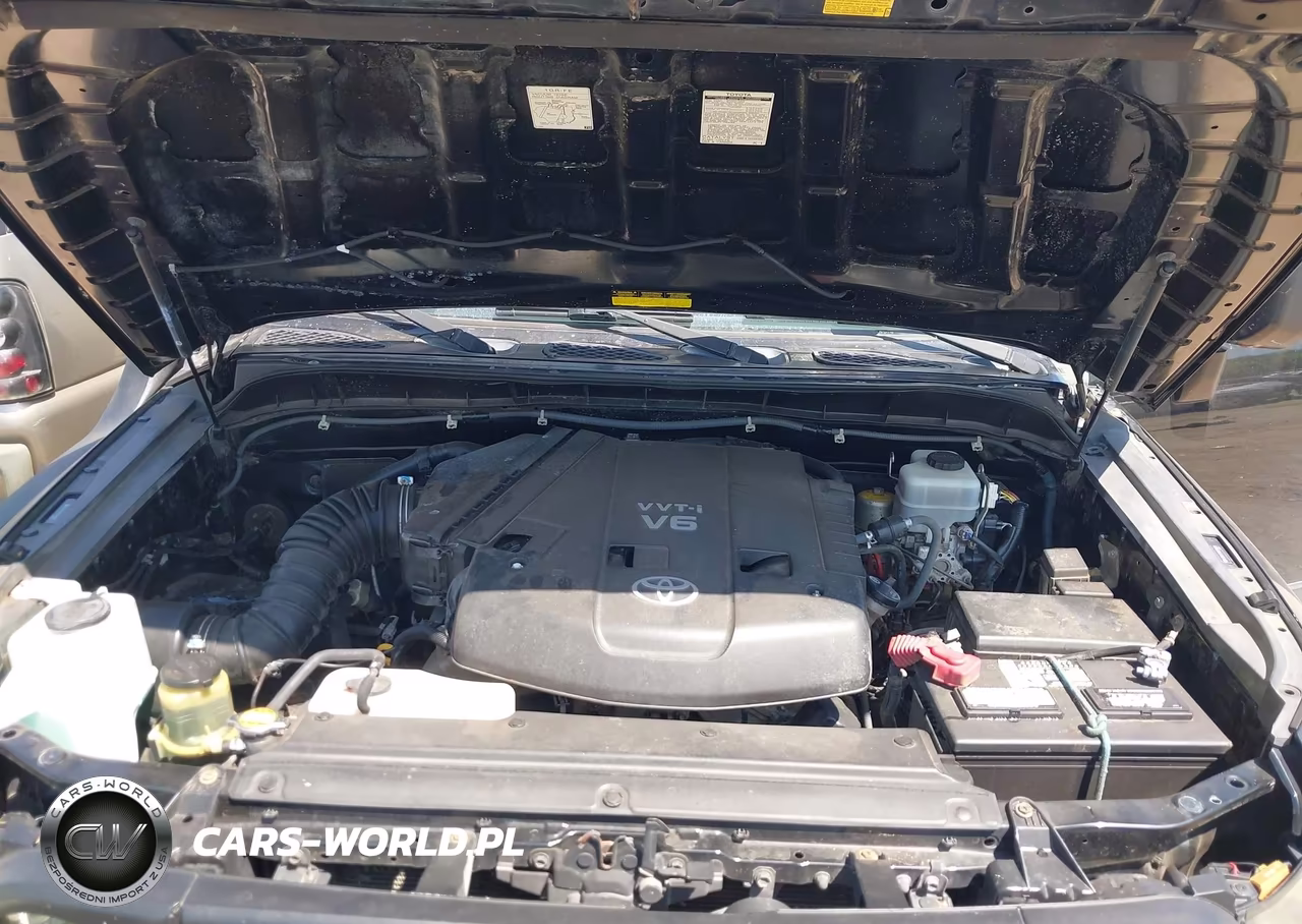 2008 Toyota Fj Cruiser VIN:JTEBU11F680104604 - 10