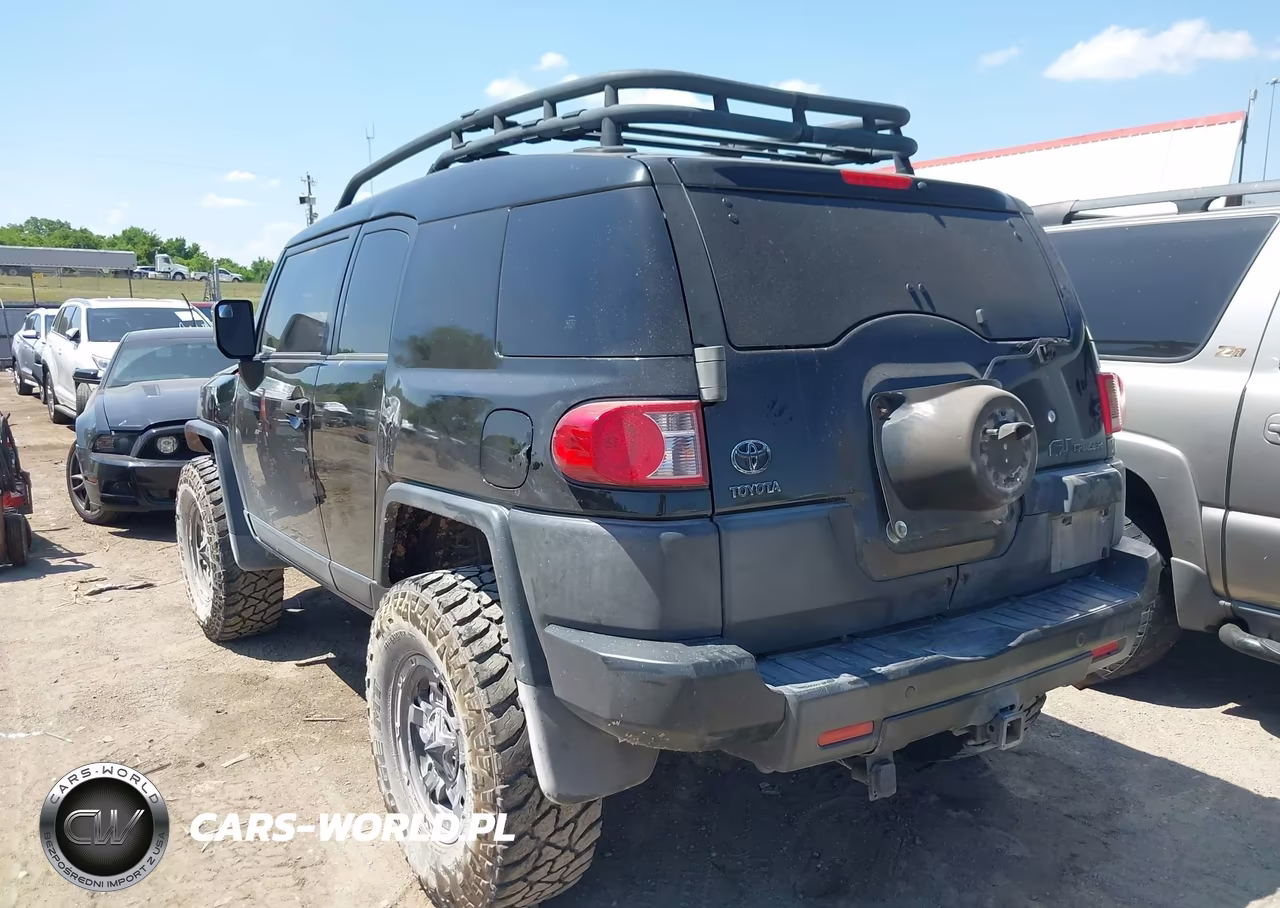 2008 Toyota Fj Cruiser VIN:JTEBU11F680104604 - 3
