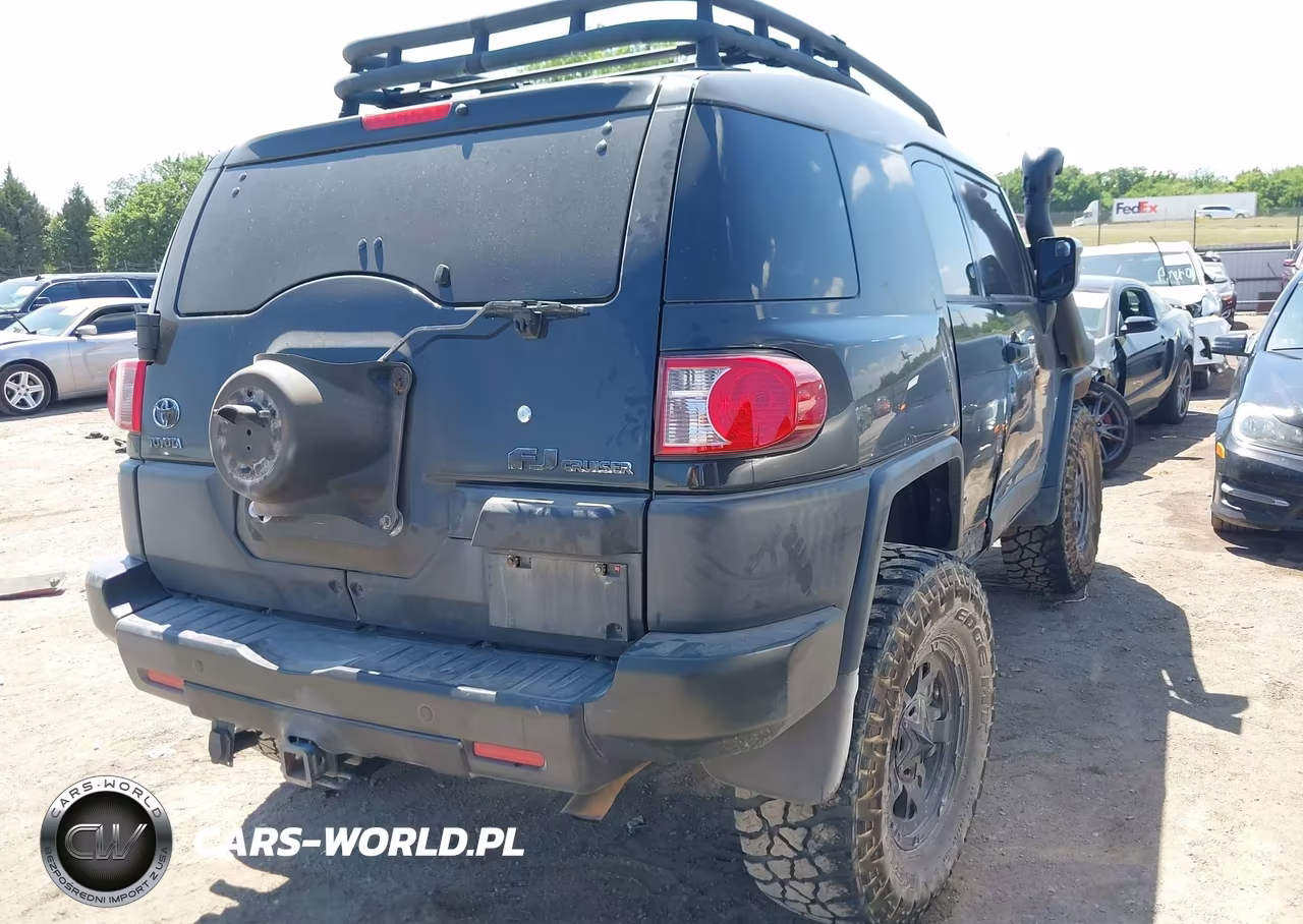 2008 Toyota Fj Cruiser VIN:JTEBU11F680104604 - 4