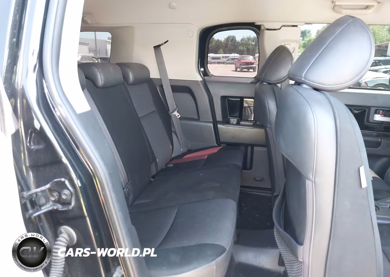 2008 Toyota Fj Cruiser VIN:JTEBU11F680104604 - 8