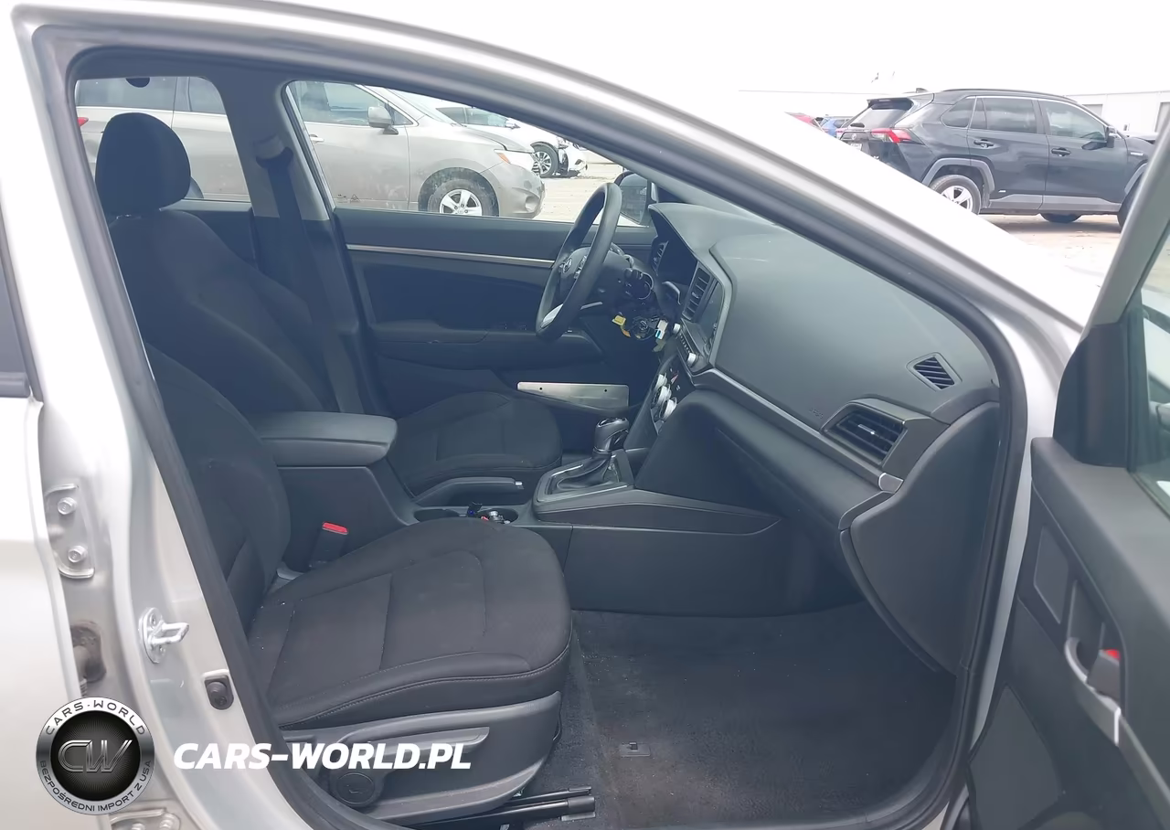 2019 Hyundai Elantra Sel VIN:5NPD84LF2KH407163 - 5