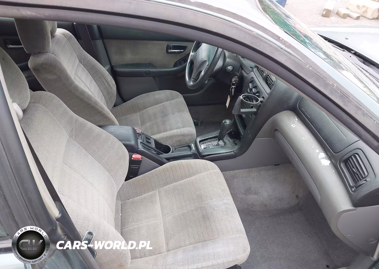 2001 Subaru Legacy L VIN:4S3BH635117305883 - 5