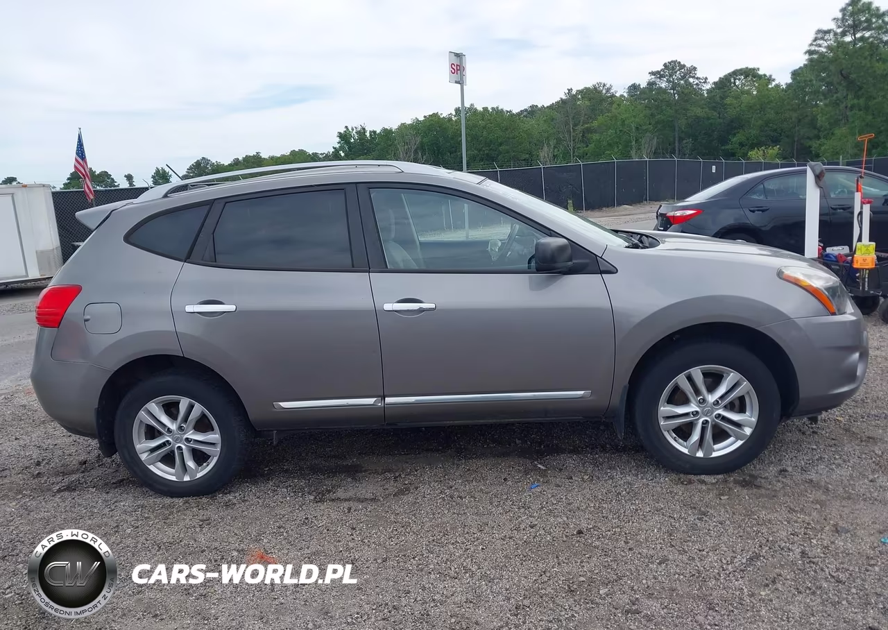 2015 Nissan Rogue Select S VIN:JN8AS5MT9FW661388 - 13