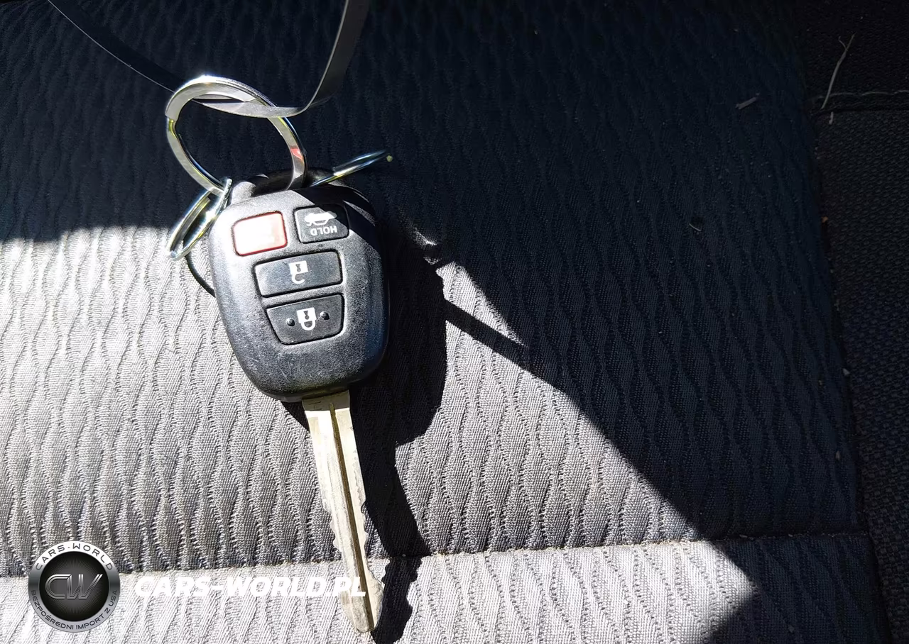 2019 Toyota Corolla Le VIN:2T1BURHE7KC215739 - 11