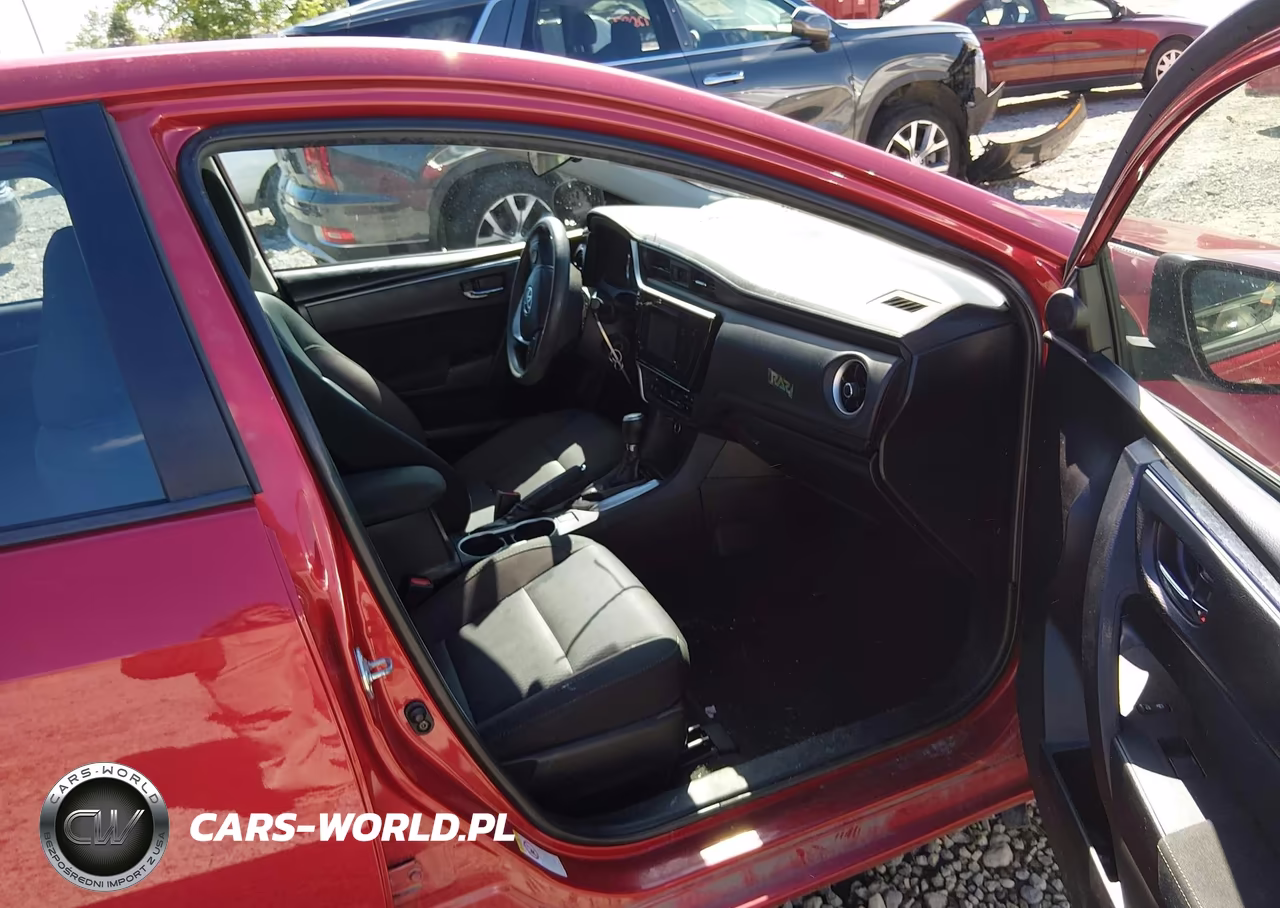 2019 Toyota Corolla Le VIN:2T1BURHE7KC215739 - 5