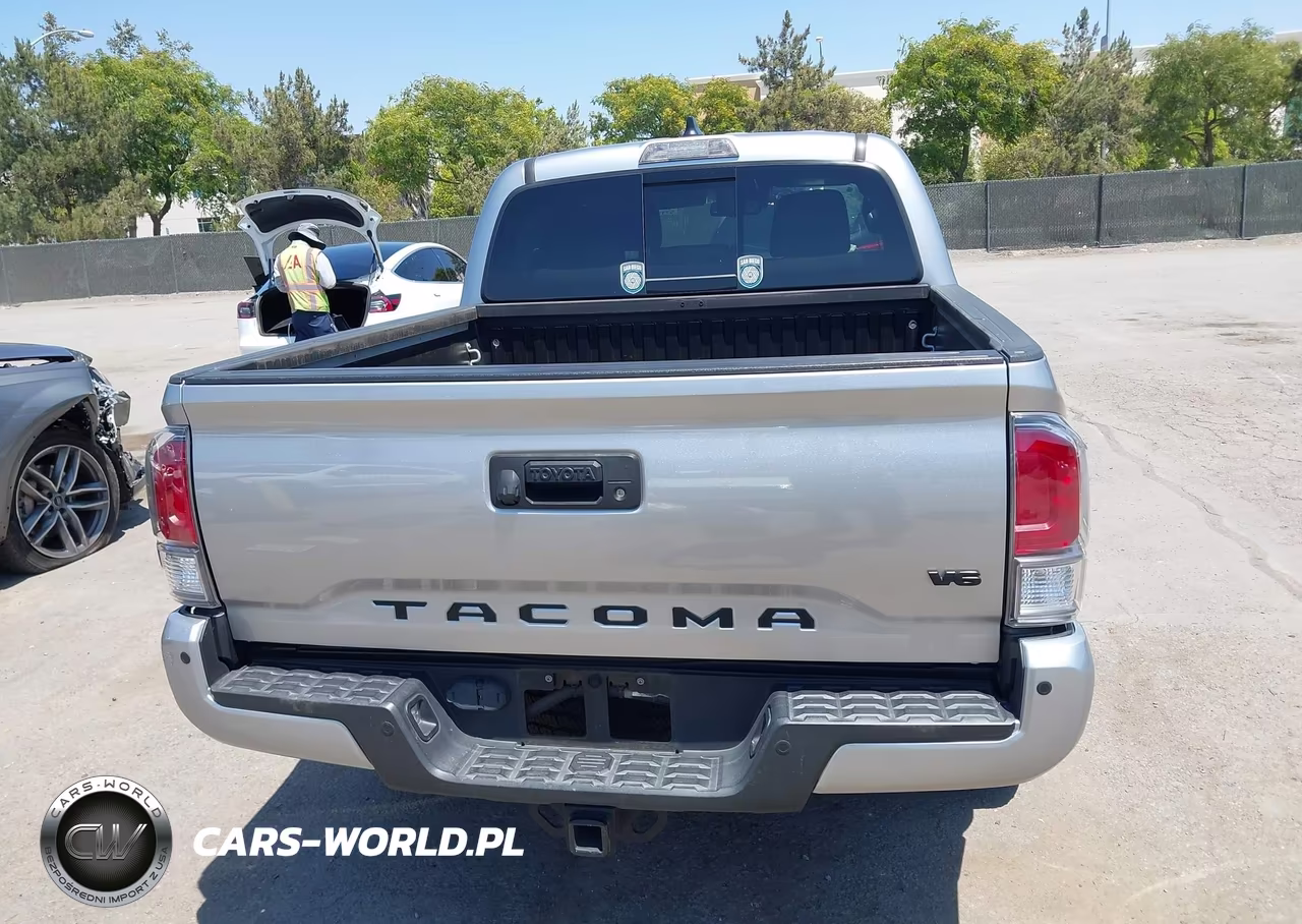 2022 Toyota Tacoma Trd Off Road VIN:3TMAZ5CN8NM165491 - 17