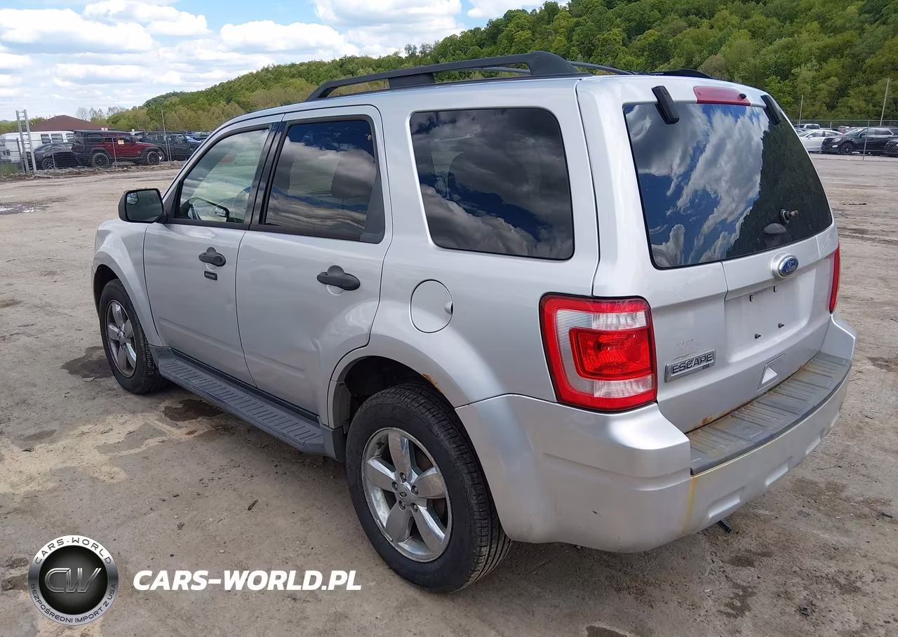 2011 Ford Escape Xlt VIN:1FMCU9D79BKA90751 - 3