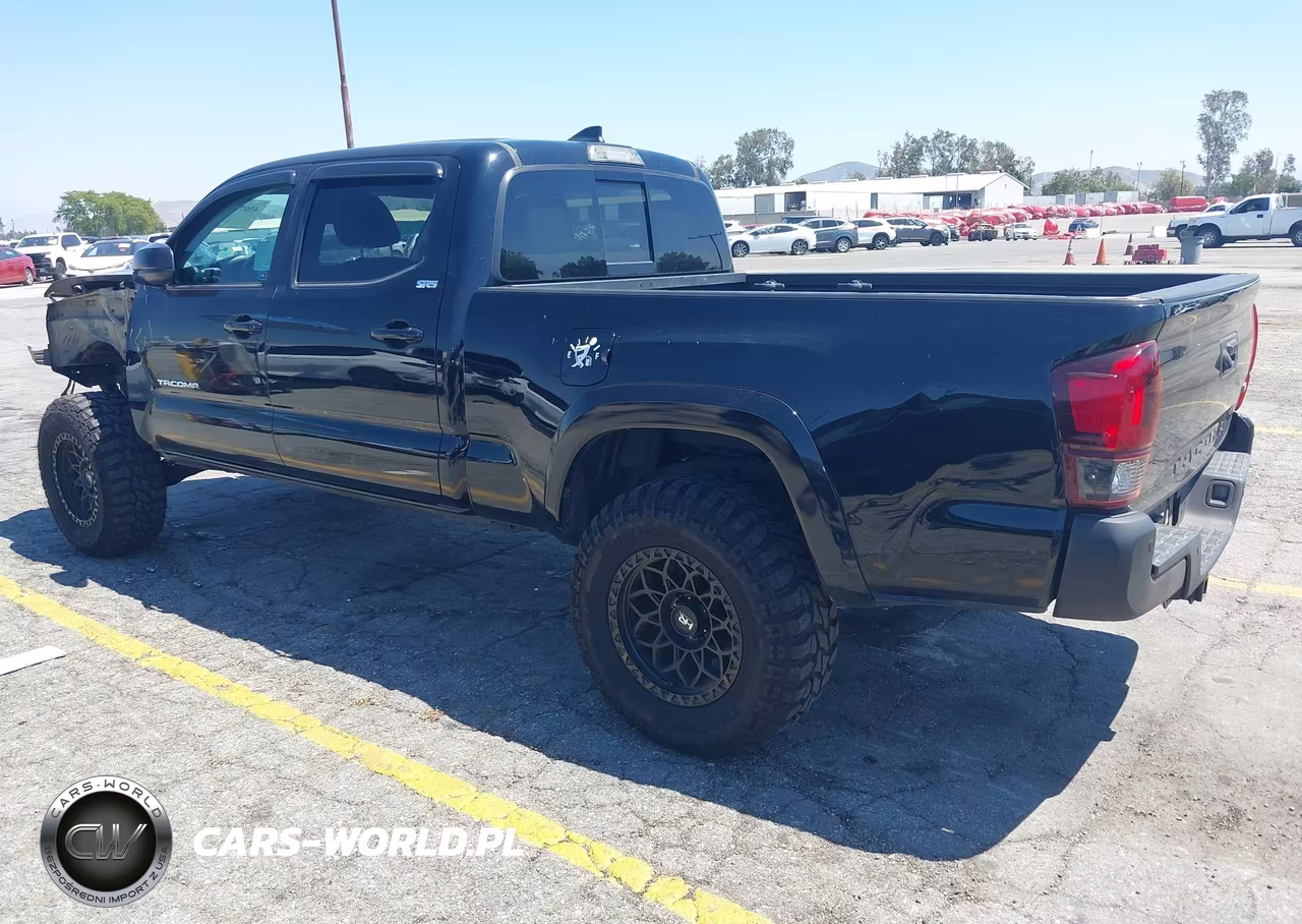 2018 Toyota Tacoma Sr5 VIN:3TMBZ5DN6JM016381 - 3