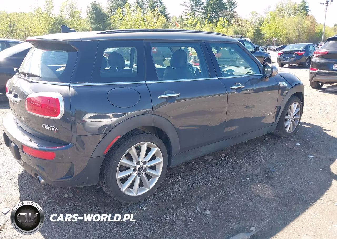 2017 Mini Clubman Cooper S VIN:WMWLU5C56H2E81474 - 4
