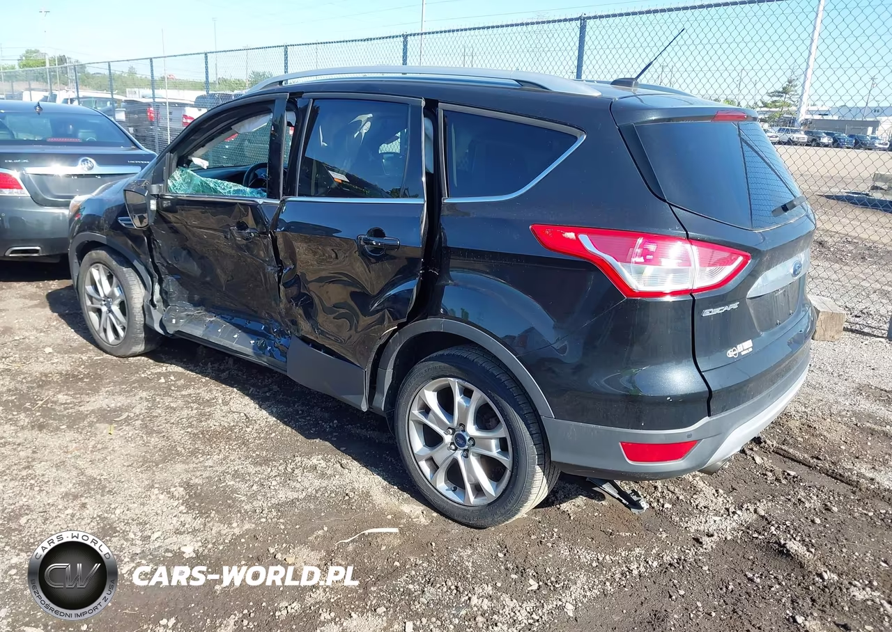 2015 Ford Escape Titanium VIN:1FMCU0J97FUC41629 - 3