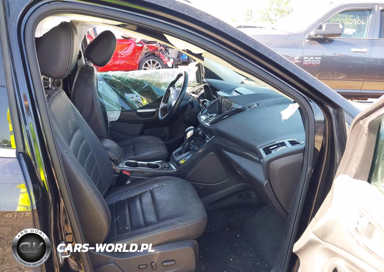 2015 Ford Escape Titanium VIN:1FMCU0J97FUC41629 - 5