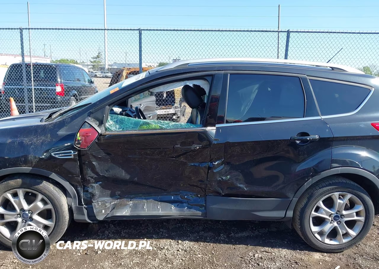 2015 Ford Escape Titanium VIN:1FMCU0J97FUC41629 - 6