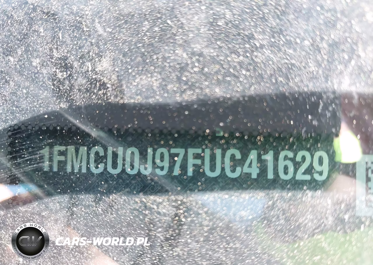 2015 Ford Escape Titanium VIN:1FMCU0J97FUC41629 - 9