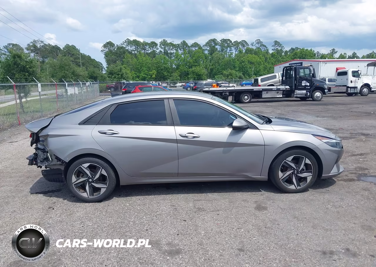 2023 Hyundai Elantra Sel VIN:KMHLS4AG2PU428922 - 13