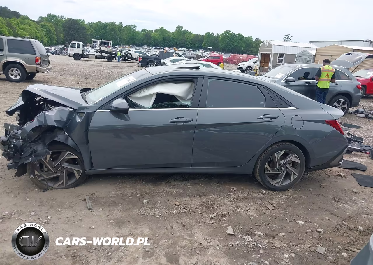 2025 Hyundai Elantra Sel Convenience VIN:KMHLS4DG8SU884539 - 15