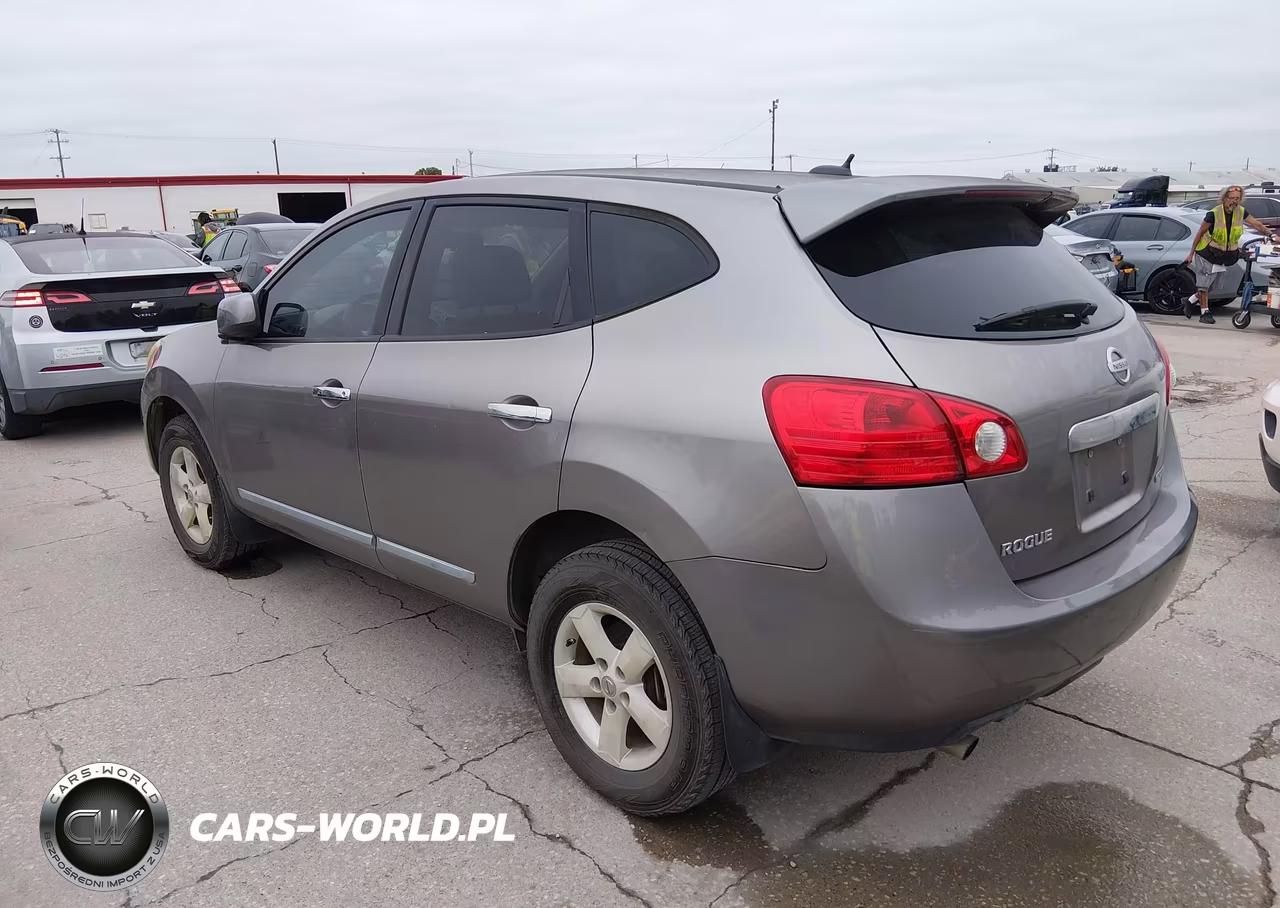 2013 Nissan Rogue S VIN:JN8AS5MTXDW508726 - 3