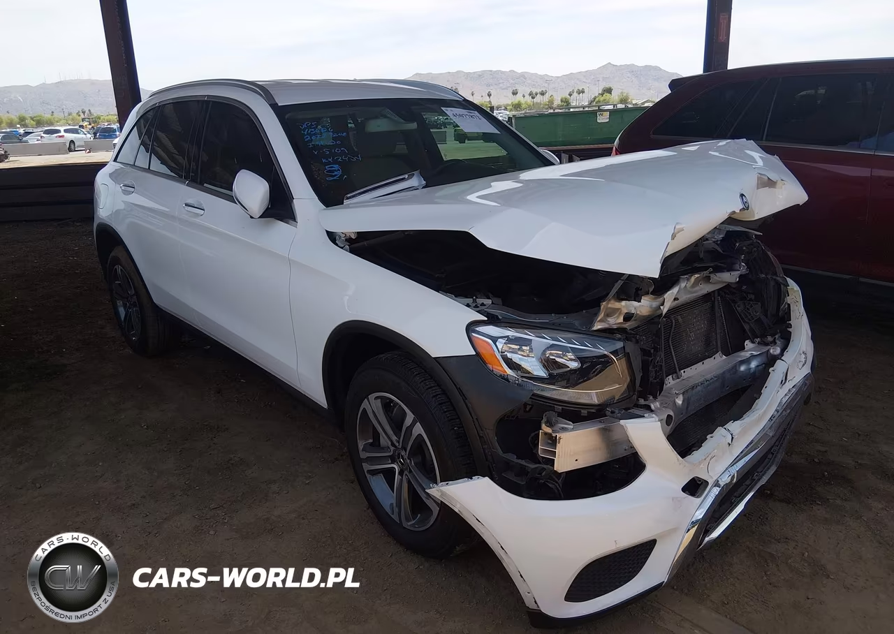 2017 Mercedes-Benz Glc 300 4Matic – zdjęcie 1 z 16