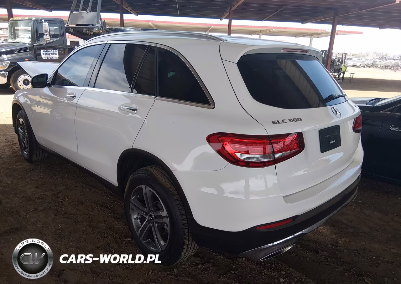 2017 Mercedes-Benz Glc 300 4Matic VIN:WDC0G4KB0HF245109 - 3