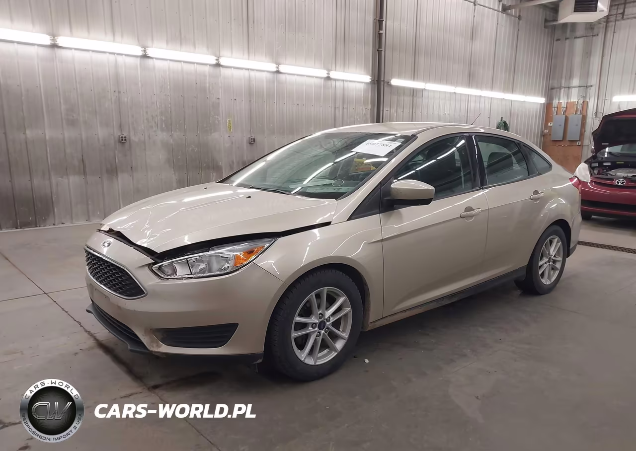 2018 Ford Focus Se VIN:1FADP3F26JL328441 - 2