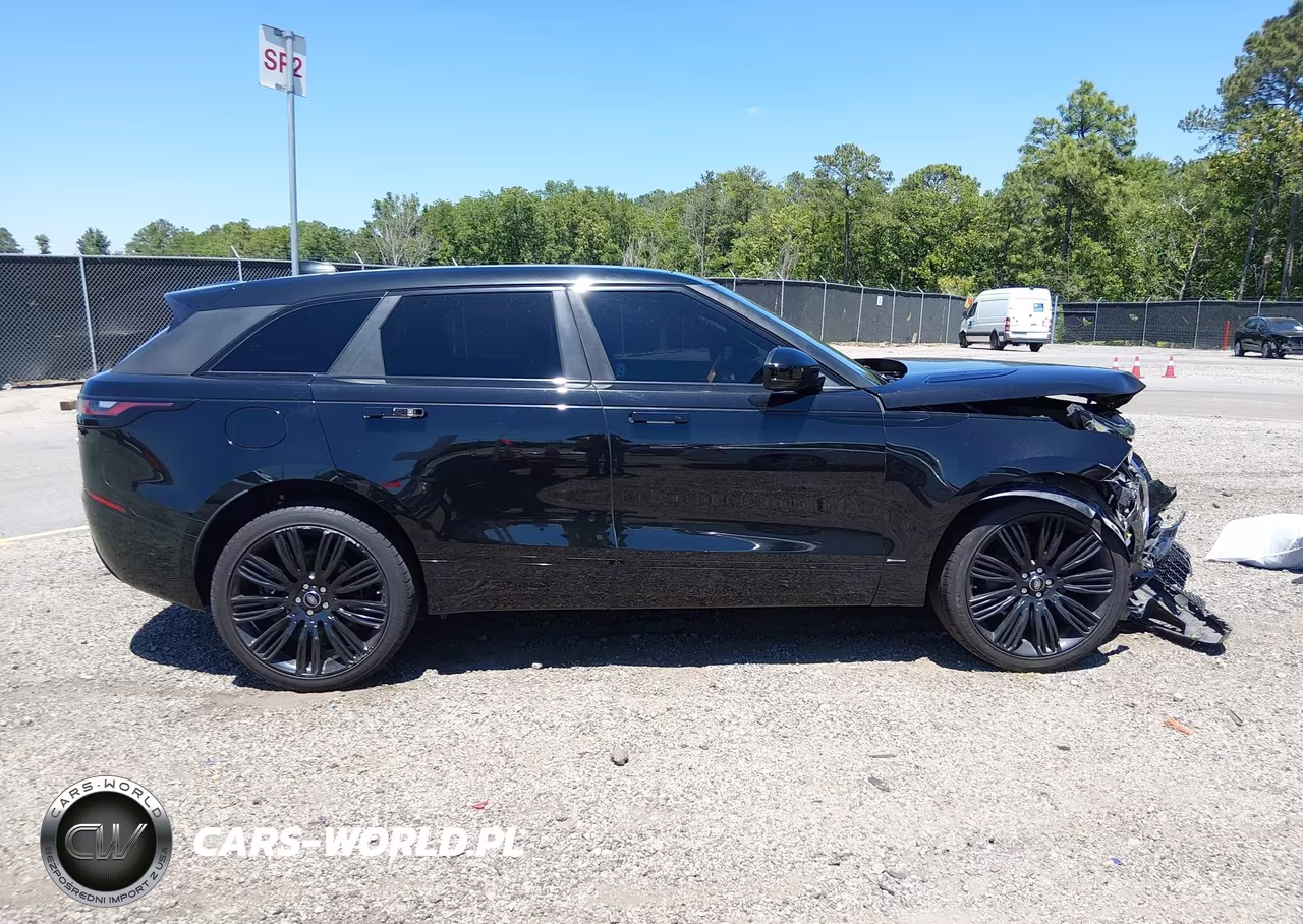 2018 Land Rover Range Rover Velar P250 Hse R-Dynamic VIN:SALYM2RX0JA774207 - 13