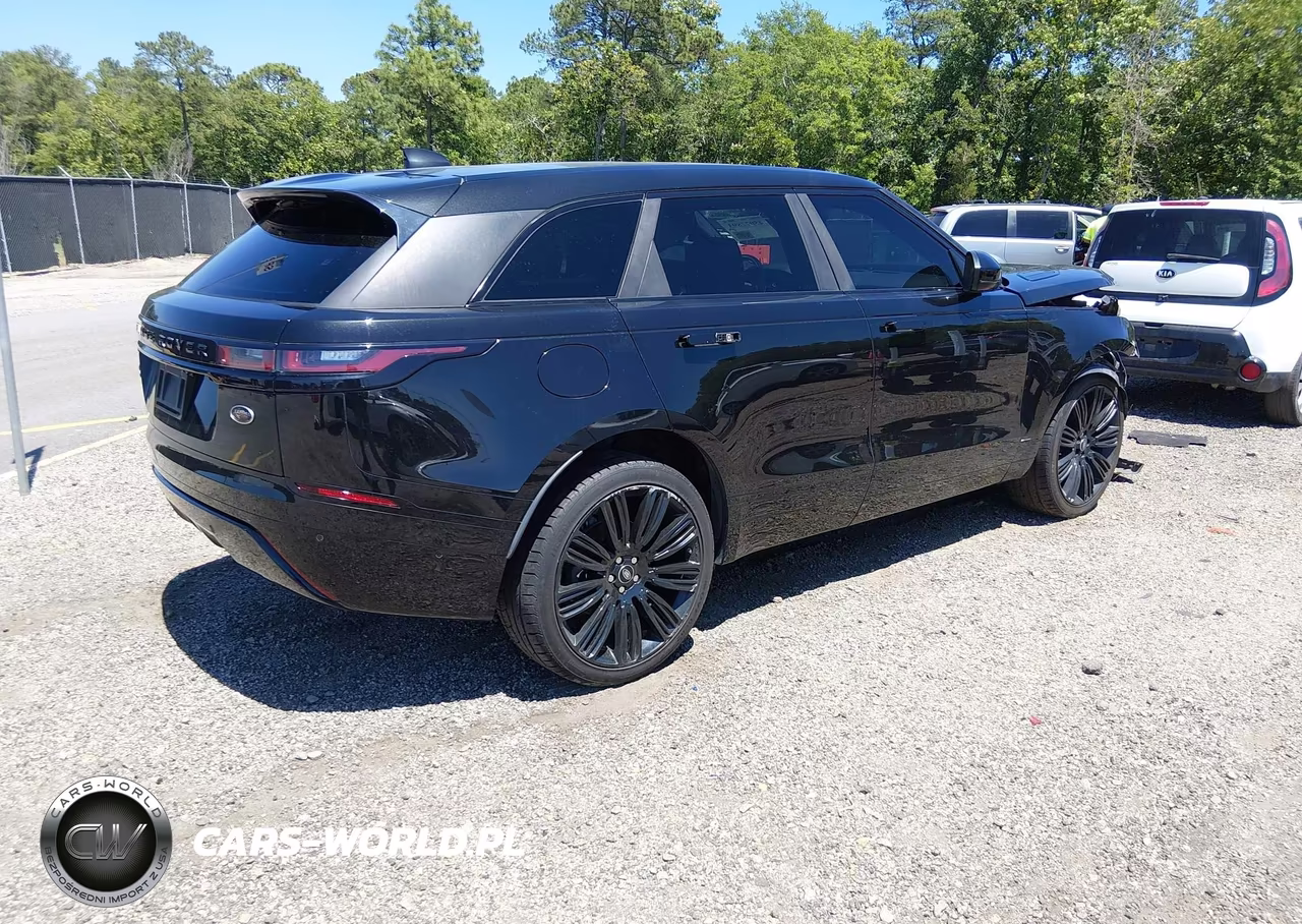 2018 Land Rover Range Rover Velar P250 Hse R-Dynamic VIN:SALYM2RX0JA774207 - 4
