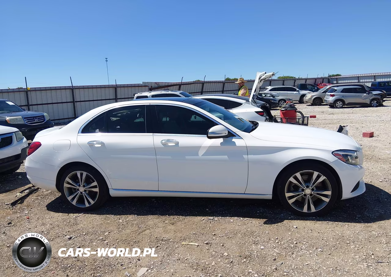 2015 Mercedes-Benz C 300 4Matic-Luxury 4Matic-Sport 4Matic VIN:55SWF4KB2FU040295 - 14
