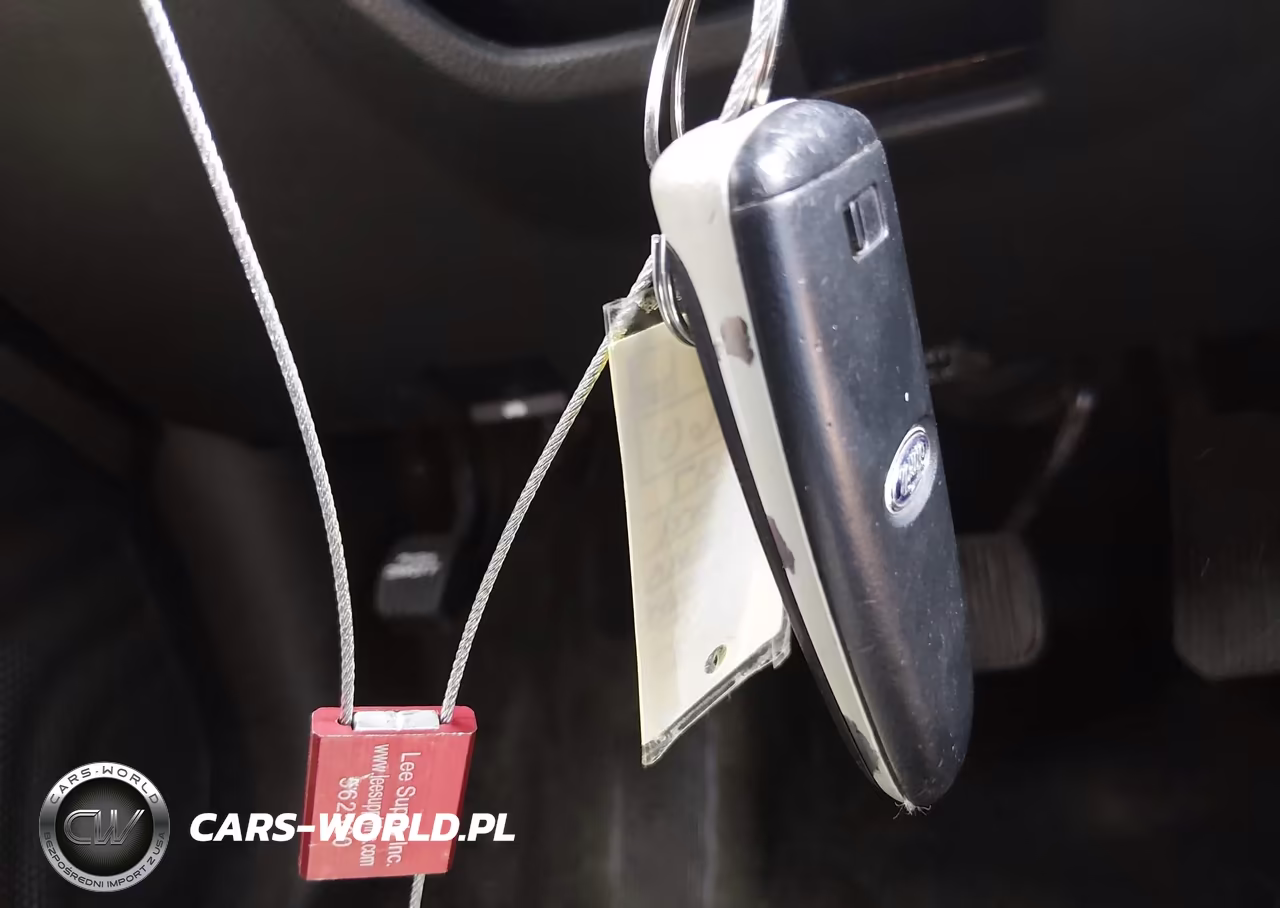 2017 Ford Taurus Limited VIN:1FAHP2F89HG114983 - 11