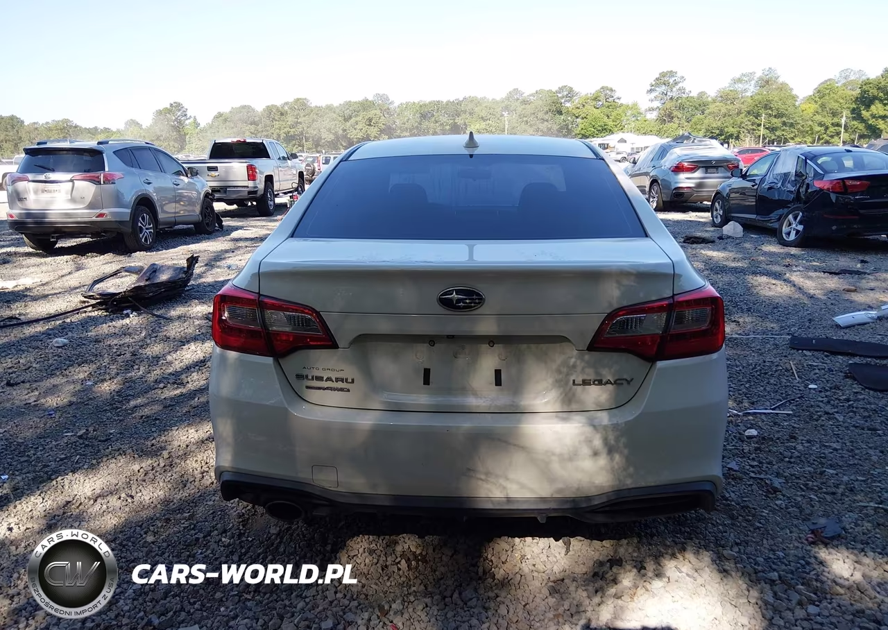 2018 Subaru Legacy 2.5I Premium VIN:4S3BNAC65J3016906 - 15