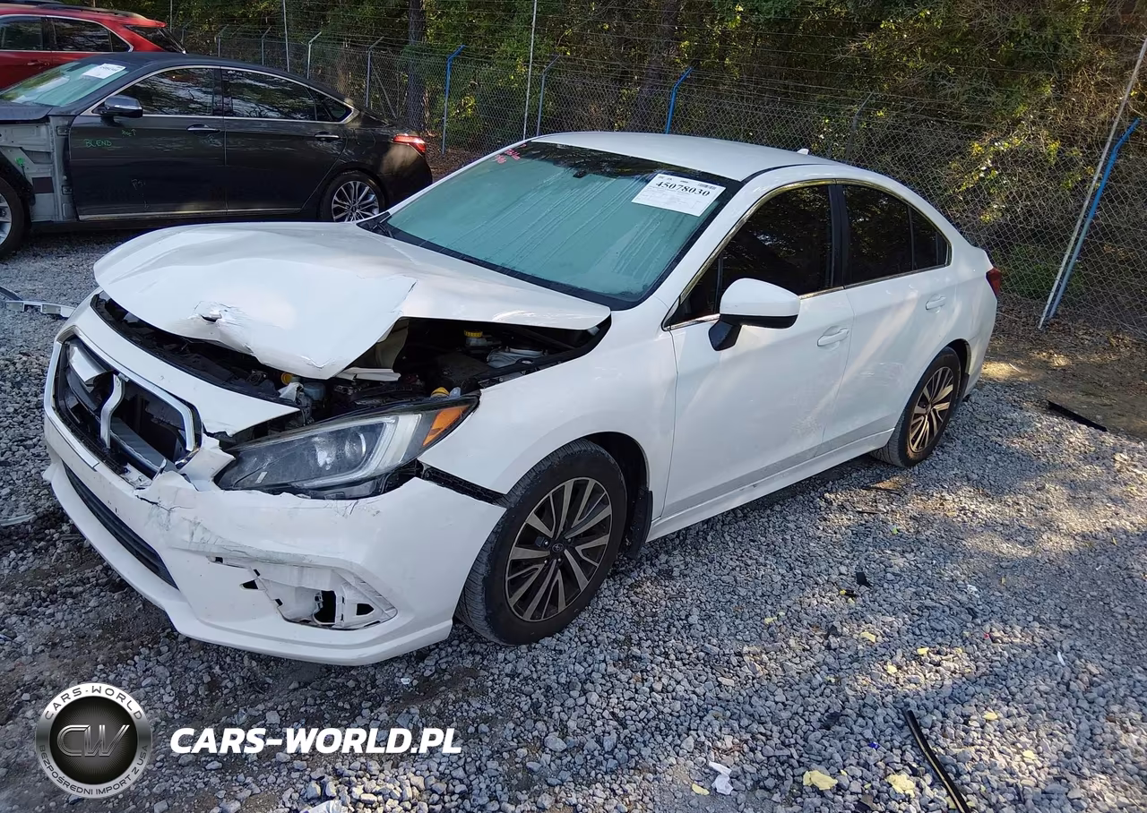 2018 Subaru Legacy 2.5I Premium VIN:4S3BNAC65J3016906 - 2
