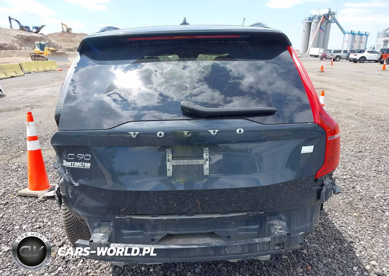 2022 Volvo Xc90 Recharge Plug-In Hybrid T8 R-Design Extended Range 7P VIN:YV4H60CM5N1833954 - 16