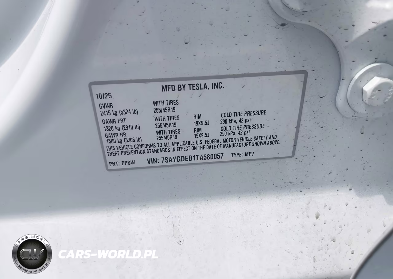 2026 Tesla Model Y VIN:7SAYGDED1TA580057 - 9