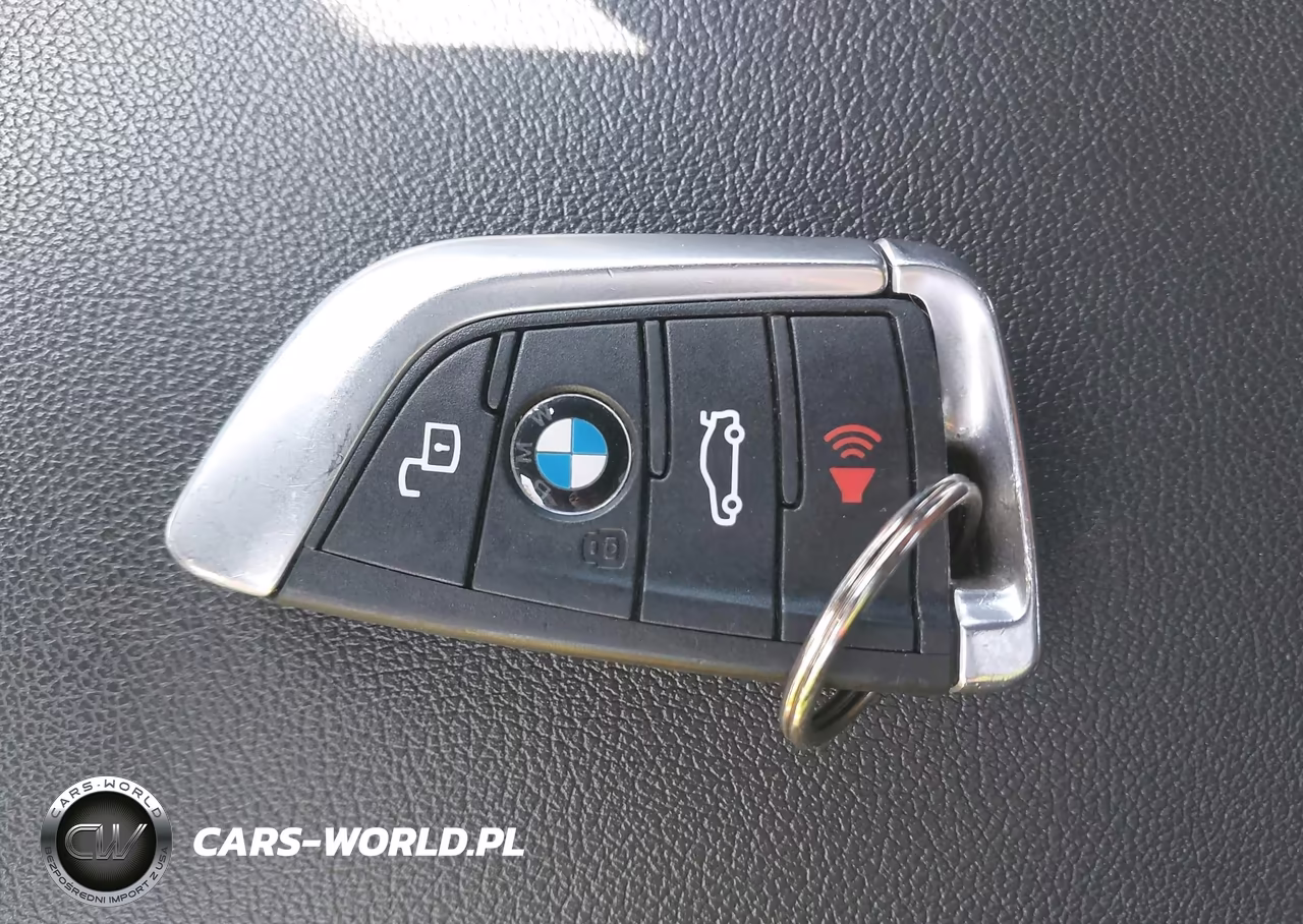 2019 BMW 330I xDrive VIN:WBA5R7C53KFH26768 - 11
