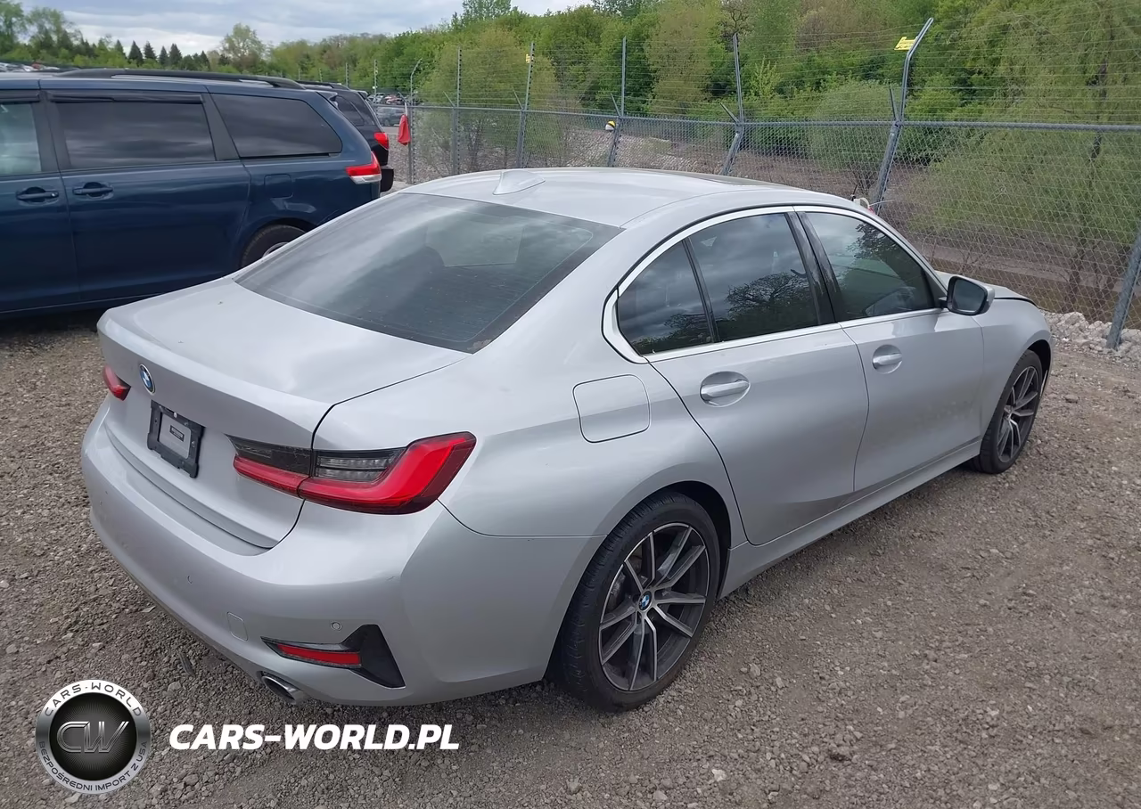 2019 BMW 330I xDrive VIN:WBA5R7C53KFH26768 - 4