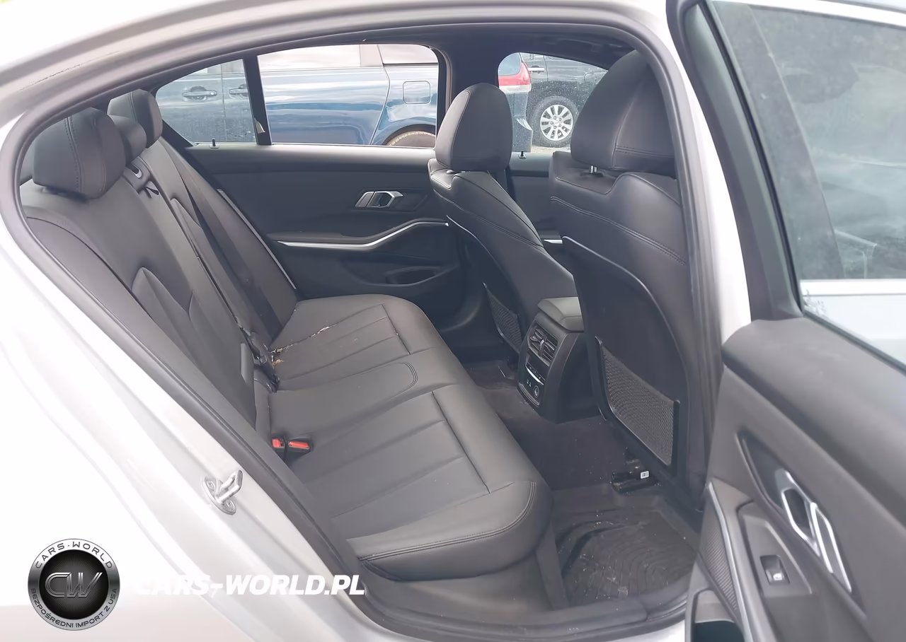 2019 BMW 330I xDrive VIN:WBA5R7C53KFH26768 - 8