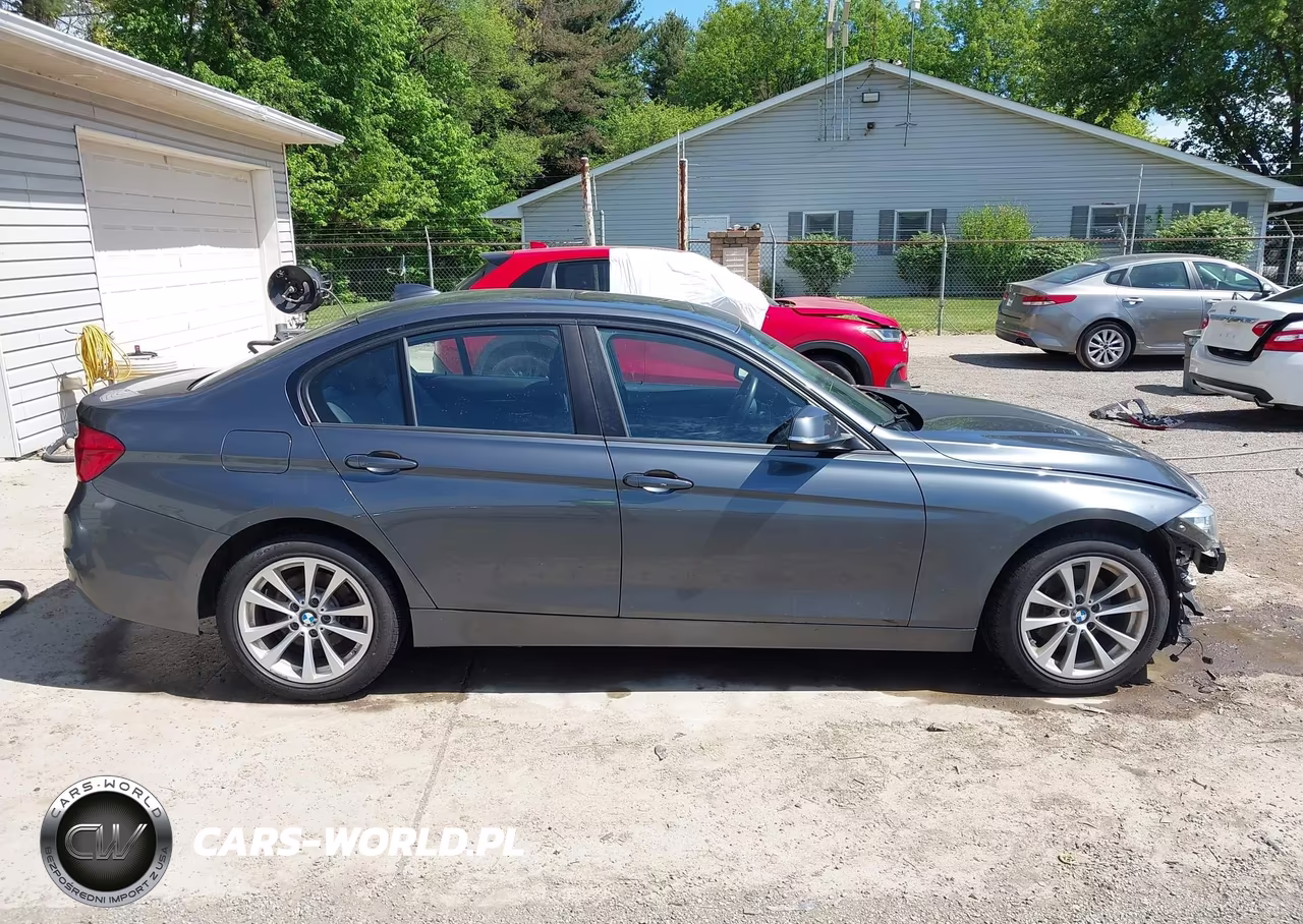 2016 BMW 320I xDrive VIN:WBA8E5G50GNU19219 - 14
