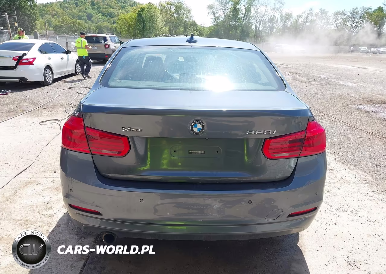 2016 BMW 320I xDrive VIN:WBA8E5G50GNU19219 - 17