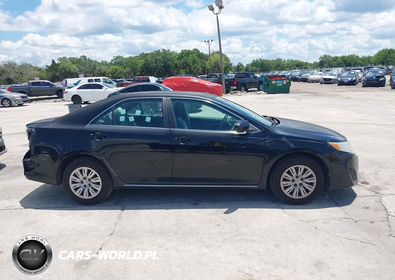 2013 Toyota Camry Le VIN:4T4BF1FK8DR278862 - 13