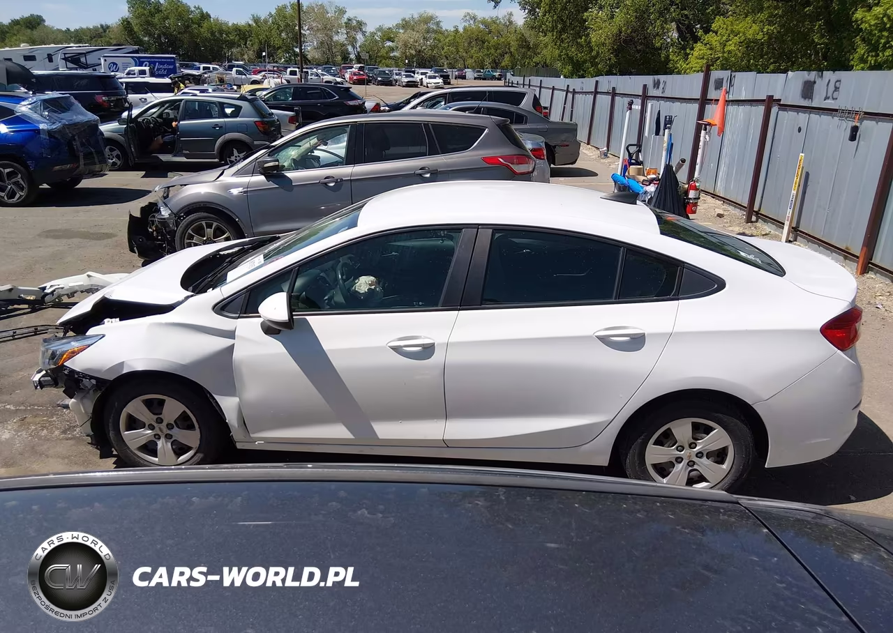 2016 Chevrolet Cruze Ls Auto VIN:1G1BC5SM3G7233250 - 15
