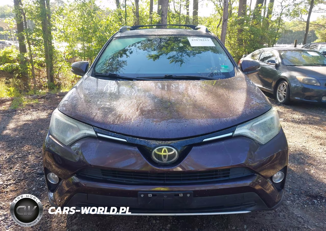 2018 Toyota Rav4 Xle VIN:2T3RFREV1JW774575 - 12