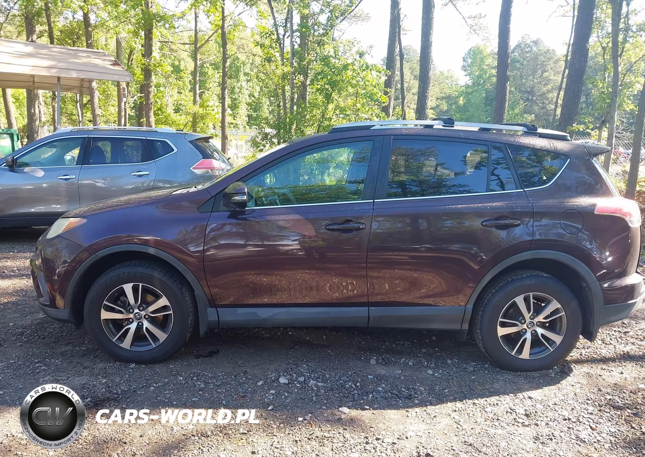2018 Toyota Rav4 Xle VIN:2T3RFREV1JW774575 - 14
