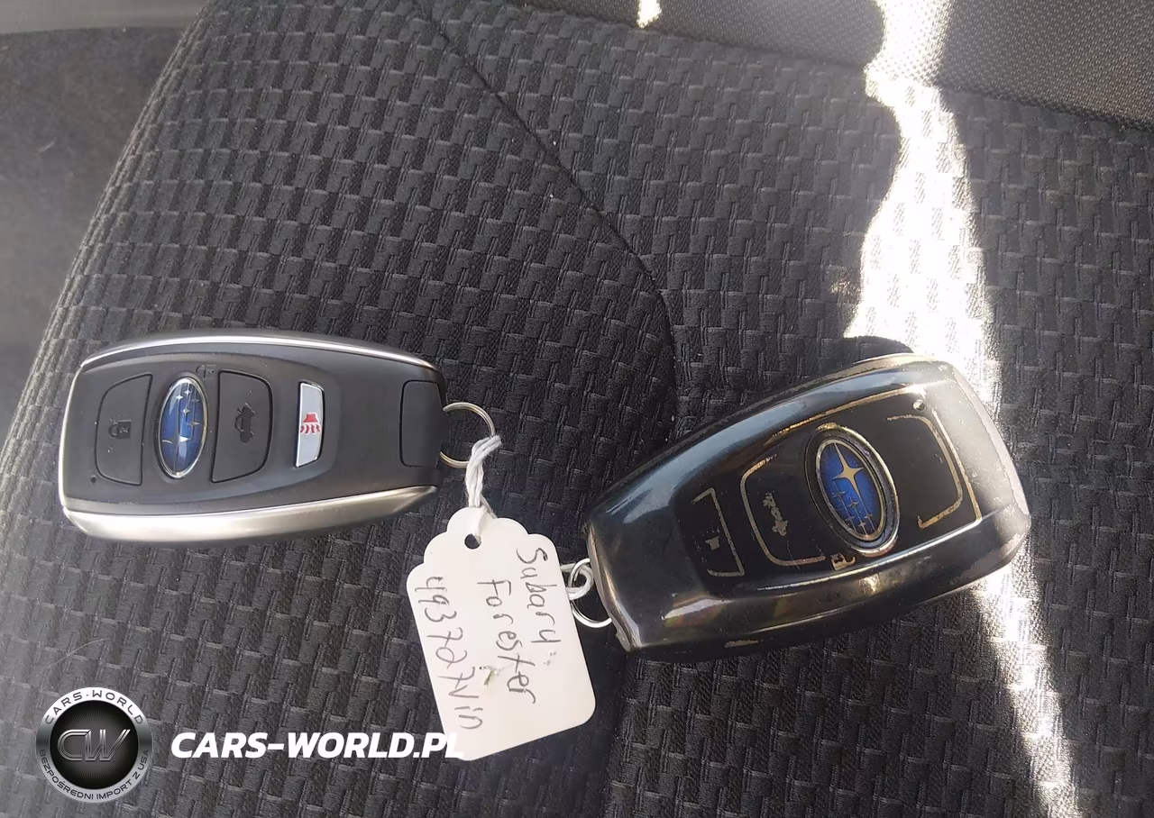 2024 Subaru Forester Premium VIN:JF2SKADC4RH493727 - 11