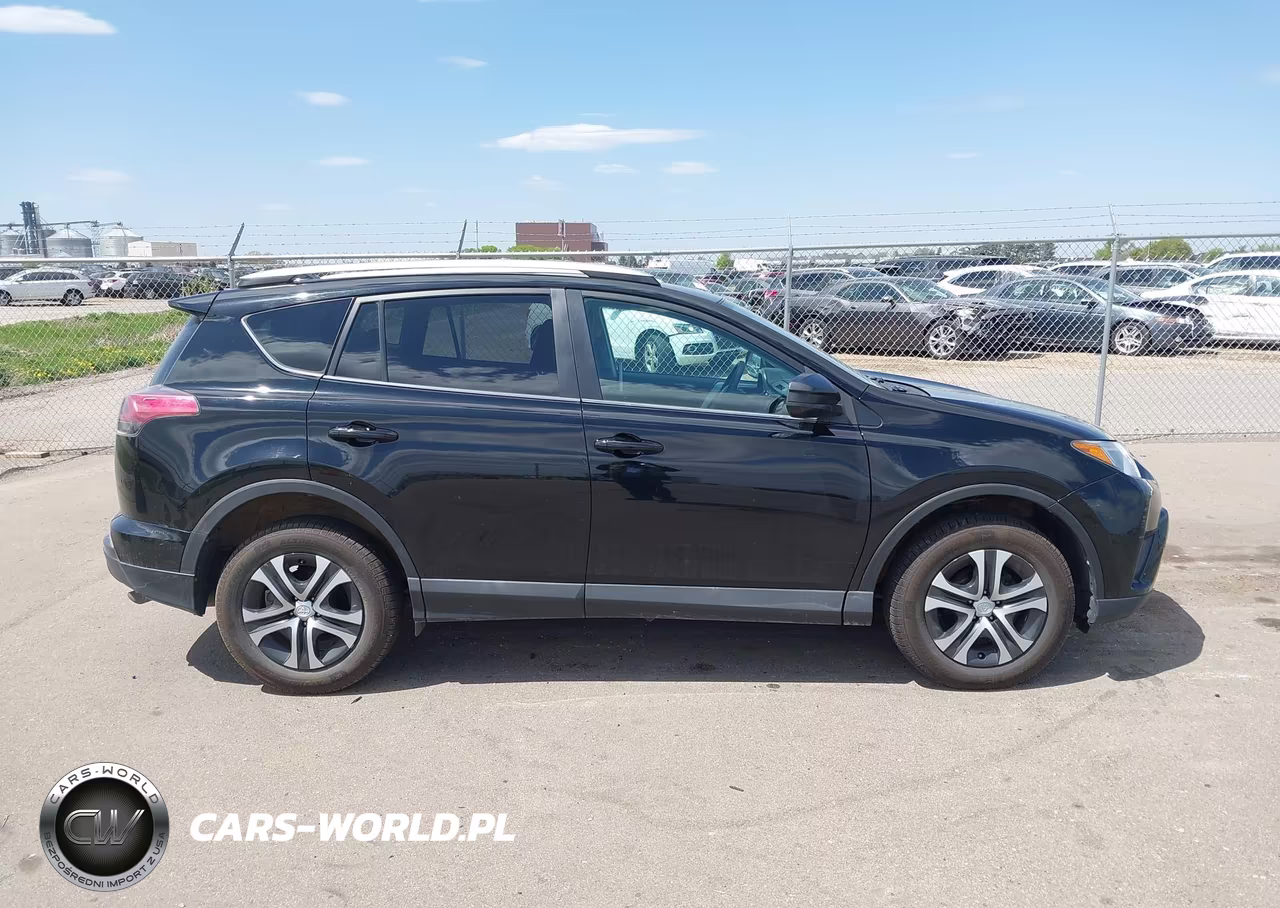 2016 Toyota Rav4 Le VIN:2T3BFREV2GW418808 - 14